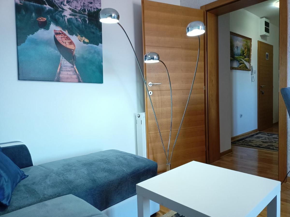 Ema Lux - Zgrada Panorama Apartment Soko Banja Exterior foto