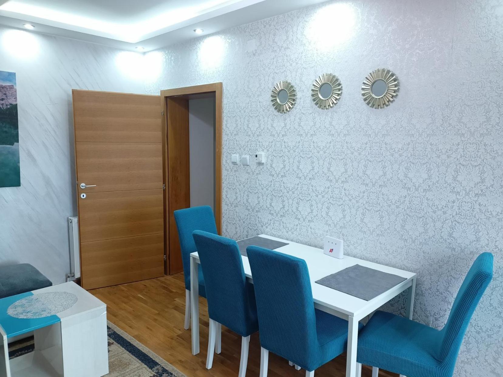 Ema Lux - Zgrada Panorama Apartment Soko Banja Exterior foto