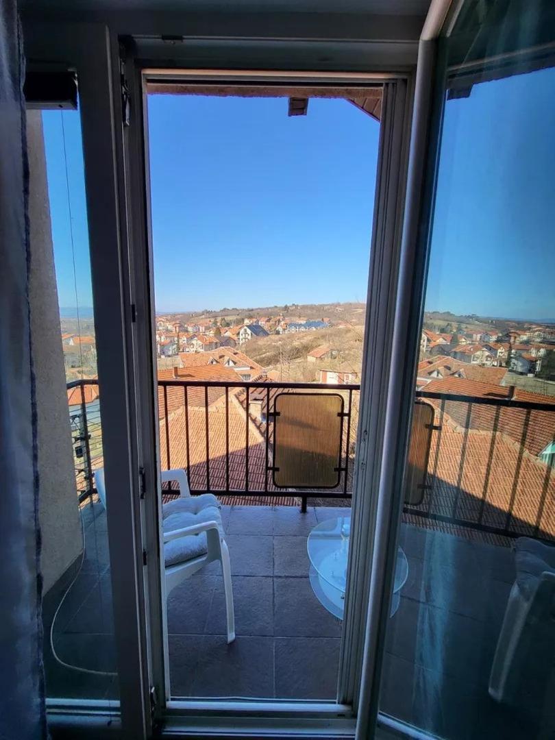 Ema Lux - Zgrada Panorama Apartment Soko Banja Exterior foto